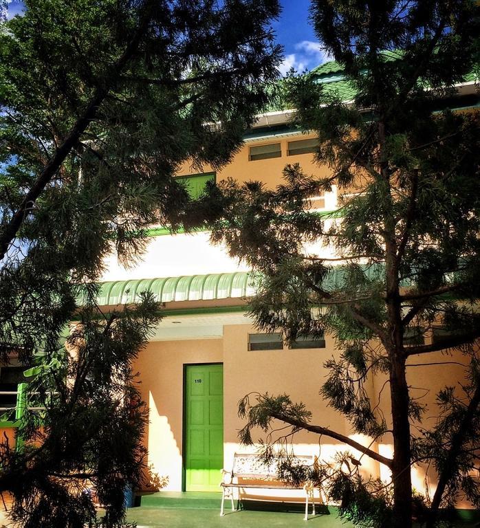 J.Holiday Inn Krabi Exterior photo