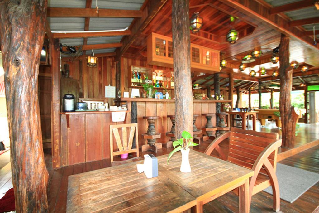 J.Holiday Inn Krabi Exterior photo