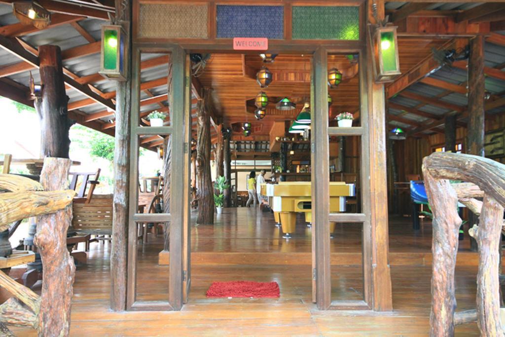 J.Holiday Inn Krabi Exterior photo